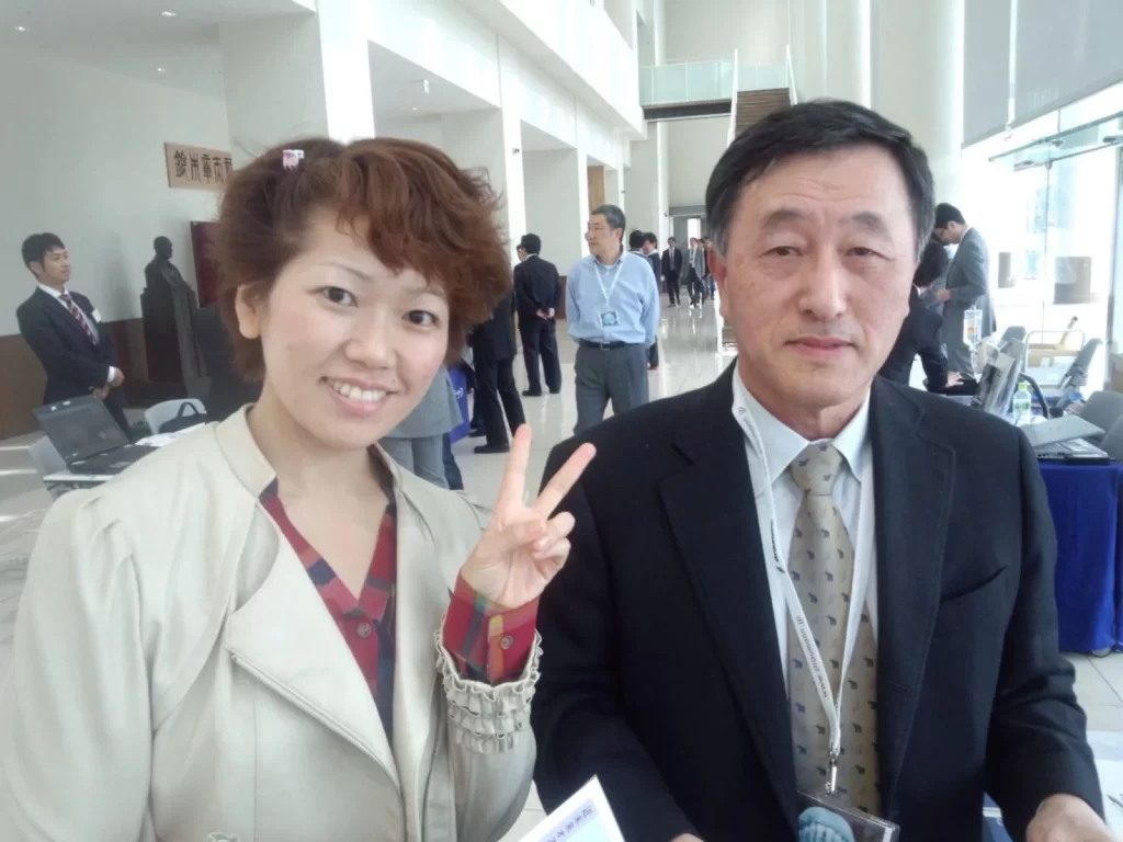 サイナスリフト恩師　小林文夫先生と東京医科歯科大学にて （小林文夫先生は愛健会サイナスリフト顧問）